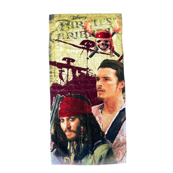 Disney Pirates Caribbean Dead Man’s‎ Chest Towel Jack Sparrow Will Turner Skull - Picture 1 of 9